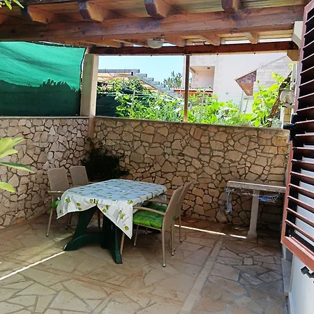 In With Terrace, Air Conditioning, Wifi 4991-1 Povlja (Brac)